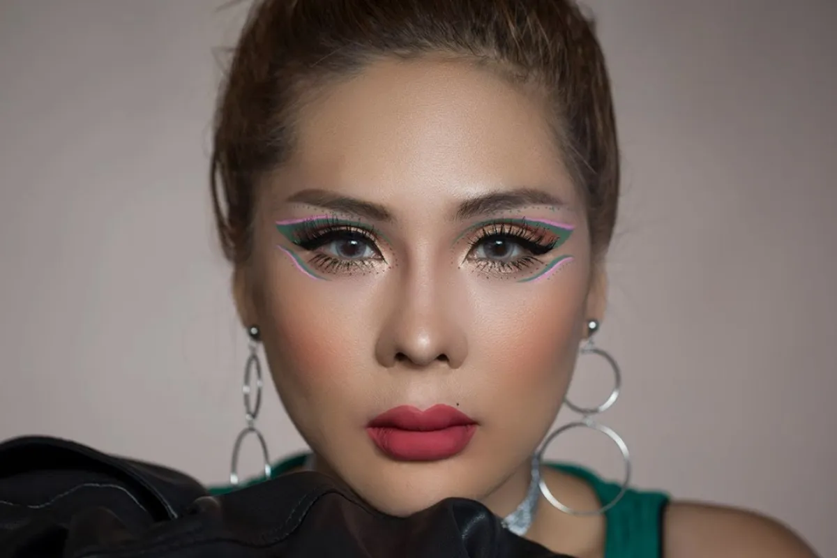 Tina Lê - nàng phù thủy trong làng makeup chuyên nghiệp